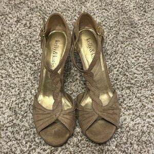 Kelly & Katie 3 1/2” heels size 6